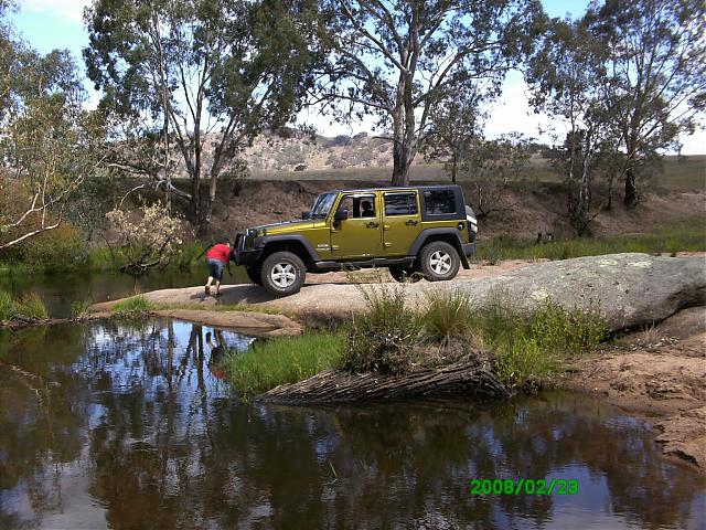 Click image for larger version

Name:	jeep1.jpg
Views:	238
Size:	92.9 KB
ID:	24544