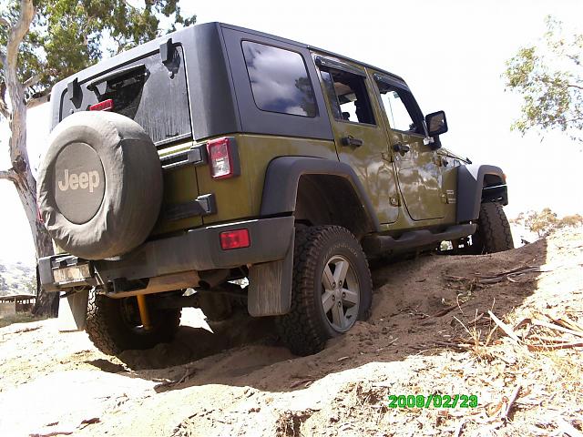 Click image for larger version

Name:	jeep4.jpg
Views:	231
Size:	72.9 KB
ID:	24547