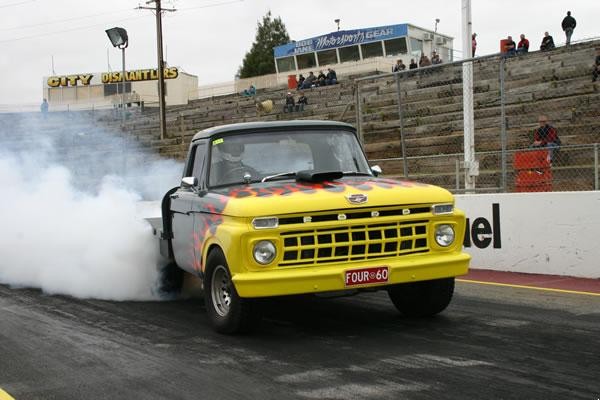 Click image for larger version

Name:	F100 at drags.jpg#2.jpg
Views:	178
Size:	56.7 KB
ID:	40112