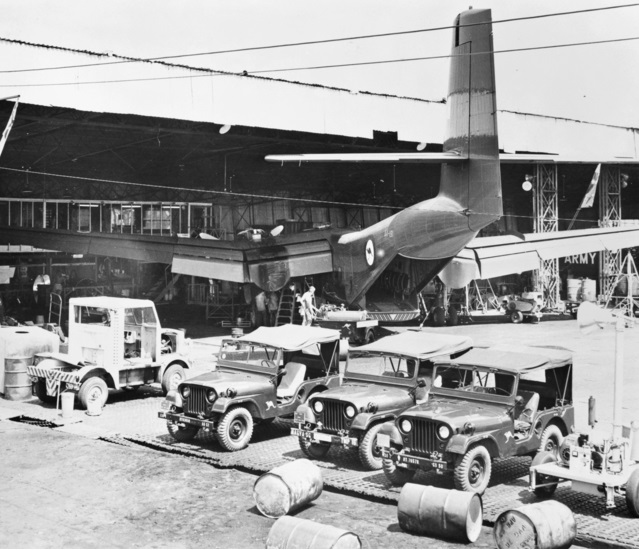 Click image for larger version

Name:	RAAF Jeeps at Vung Tau, Vietnam. 1964.jpg
Views:	586
Size:	127.5 KB
ID:	75773
